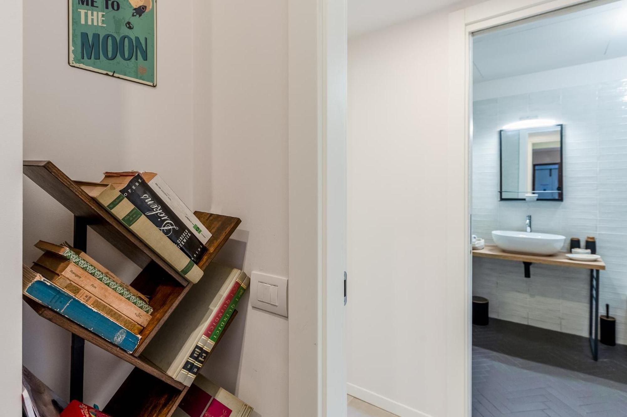 Nuovi Bilocali Station - 2 Con Parcheggio In Box E 1 Con Balcone -no Box- N&s Town Homes Milan