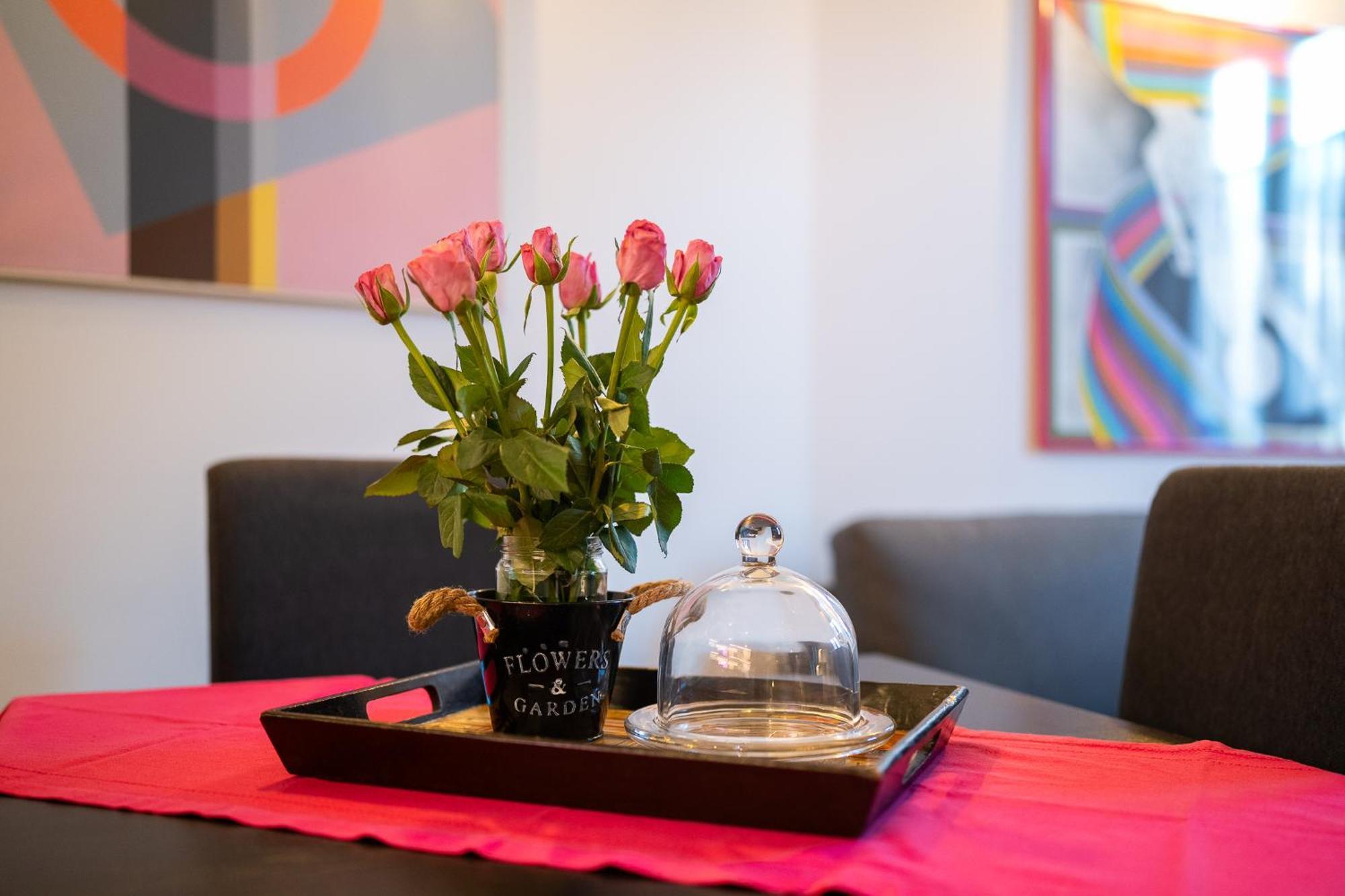 Nuovi Bilocali Station - 2 Con Parcheggio In Box E 1 Con Balcone -no Box- N&s Town Homes * Milan